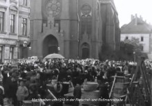 Keine Pause auf dem Lindenauer Wochenmarkt! | Lindenau war bekannt fr seine Kram- und Viehmrkte. Hier ein Bild vom Film <Leipzig Lindenau 1910>