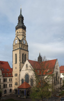 Flohmarkt in der Philippuskirche und auf dem Philippusvorplatz | Philippuskirche in Leipzig-Lindenau. Foto: wikipedia, Palauenc05, CC BY-SA 4.0