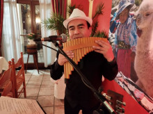 Konzert im Philippus-Garten mit Gitarre und Panflte | (c) Philippus
